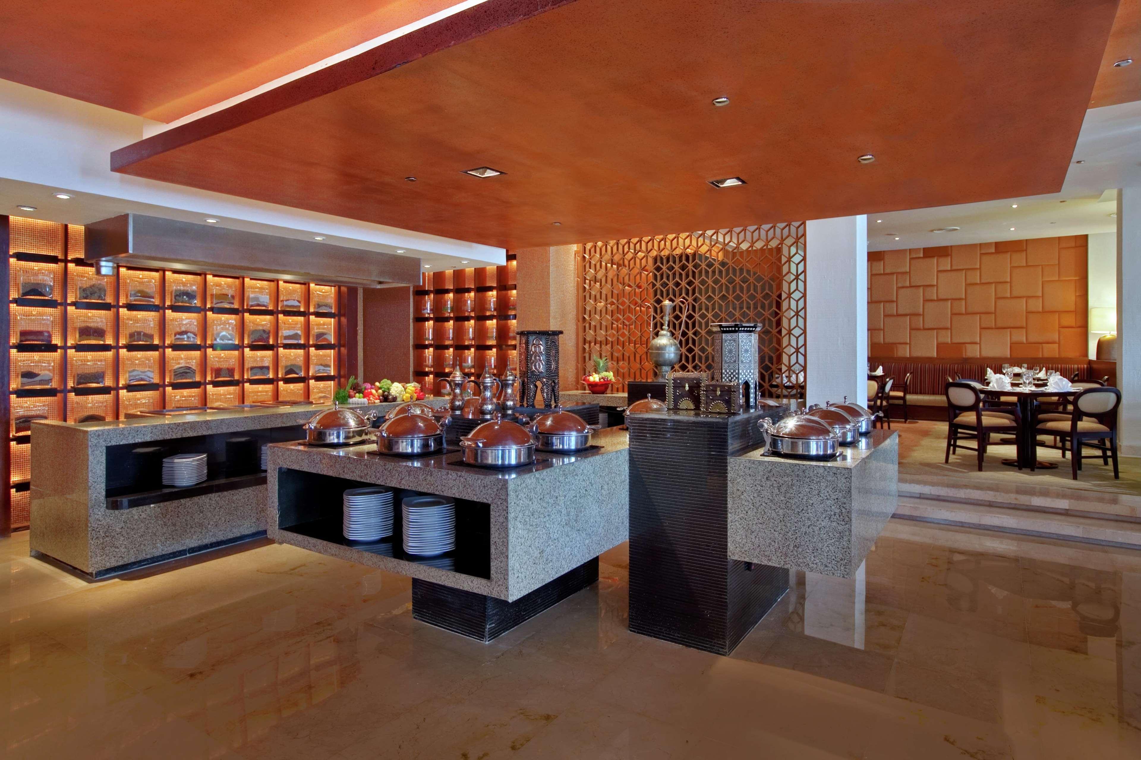 Hilton Luxor Resort & Spa Étterem fotó